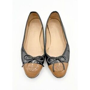 Chanel Patent Leather Ballet Flats Black w/ Nude Cap Toe CC Logo Sz EU 36C